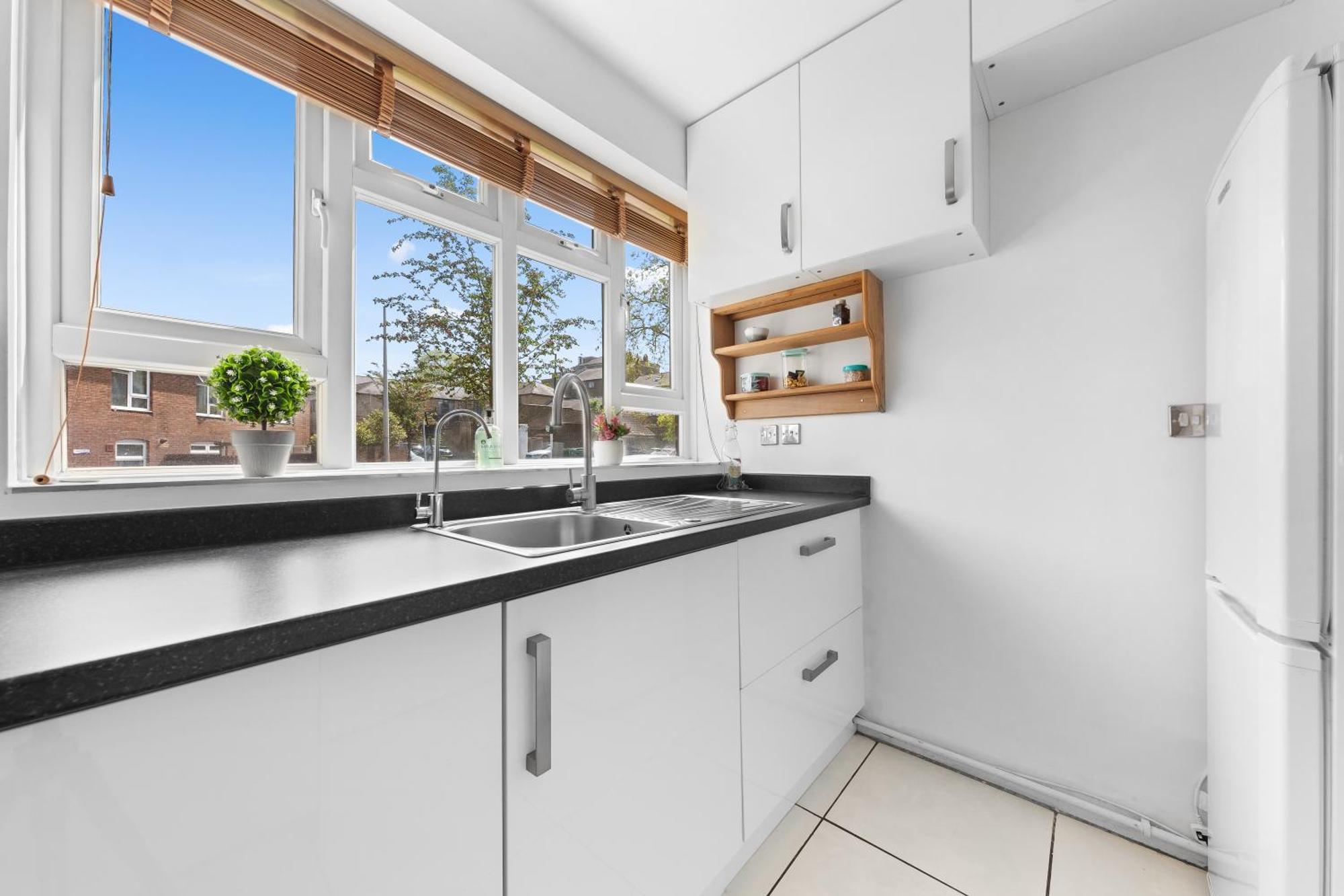 Clapham Serenity Garden Retreat With Free Parking London Exterior photo